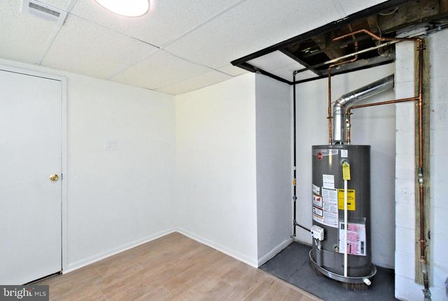 412 CAMELOT DR, Brookhaven, PA 19015