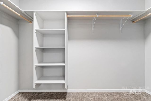 8436 E Copenhaver St, Nampa, ID 83687