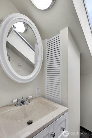 6423 S Montgomery Street, Tacoma, WA 98409