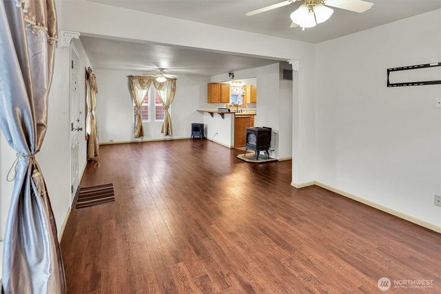 6423 S Montgomery Street, Tacoma, WA 98409