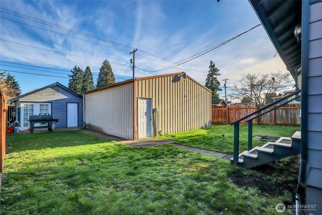 6423 S Montgomery Street, Tacoma, WA 98409