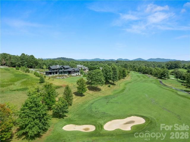 214 Folkestone Lane, Arden, NC 28704