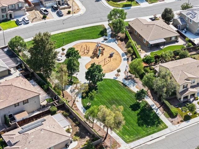 30865 Oak Knoll Drive, Menifee, CA 92584