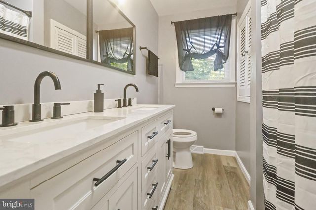 1347 W CORNELL ST, Vineland, NJ 08360