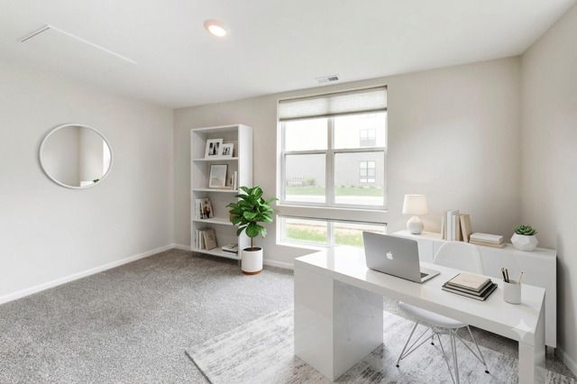 331 Summit Circle, Lombard, IL 60148
