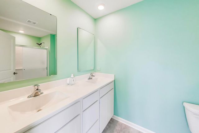 331 Summit Circle, Lombard, IL 60148