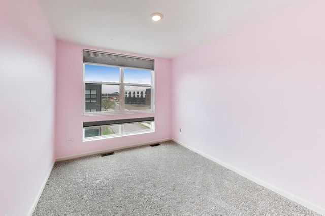 331 Summit Circle, Lombard, IL 60148