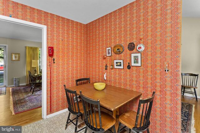5 ZIFF LN, Princeton Junction, NJ 08550