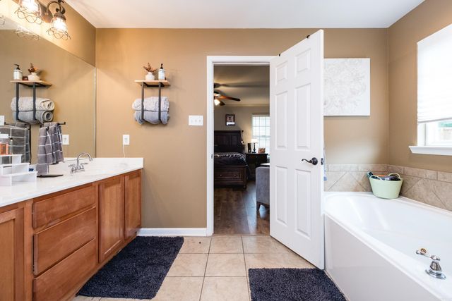 4505 Hollow Bend Dr, Alexander, AR 72002