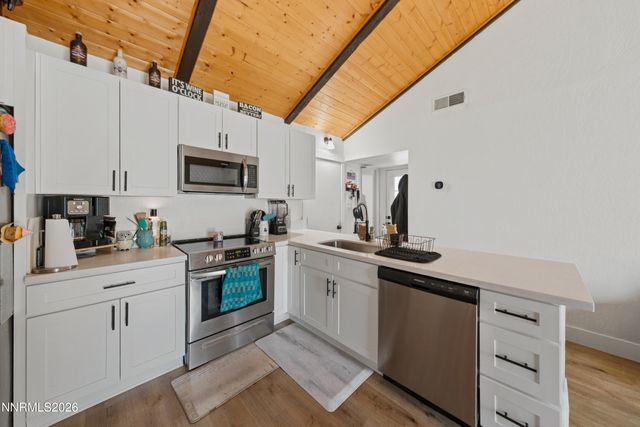 21 Castle Way, Carson City, NV 89706