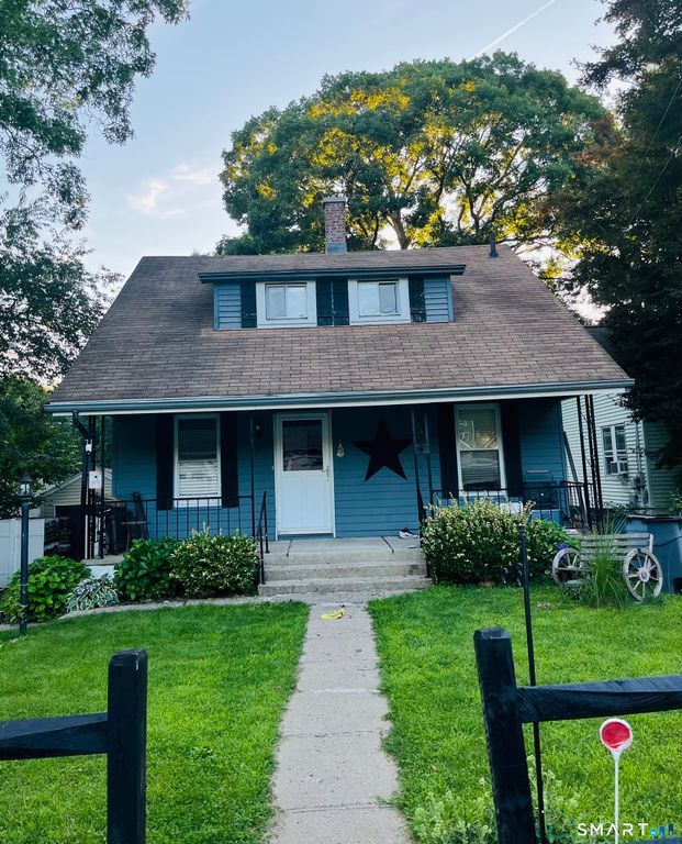 11 Barker Terrace, Wolcott, CT 06716