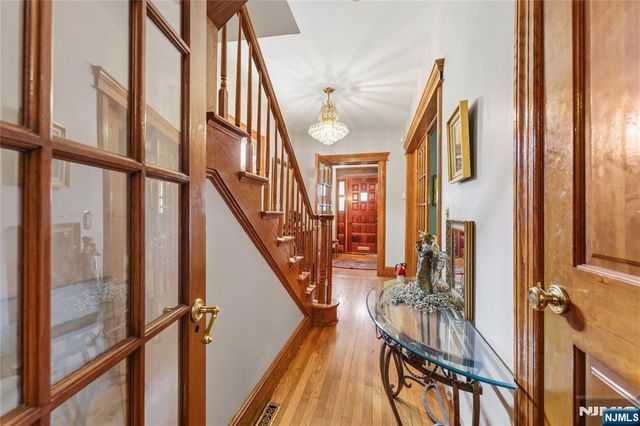 17 77th, North Bergen, NJ 07047