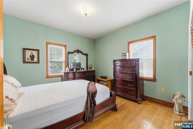 17 77th, North Bergen, NJ 07047