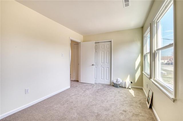 833 Hampton AVE, Newport News, VA 23607