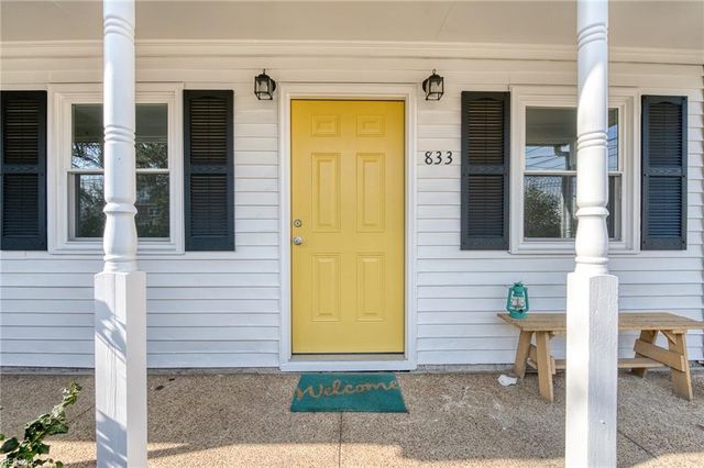 833 Hampton AVE, Newport News, VA 23607