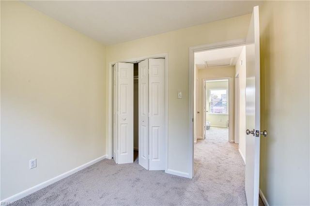 833 Hampton AVE, Newport News, VA 23607