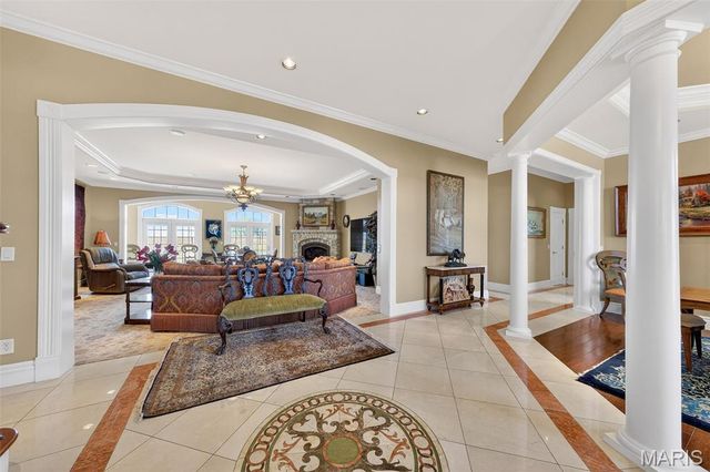 2662 N Hwy 79, Elsberry, MO 63343