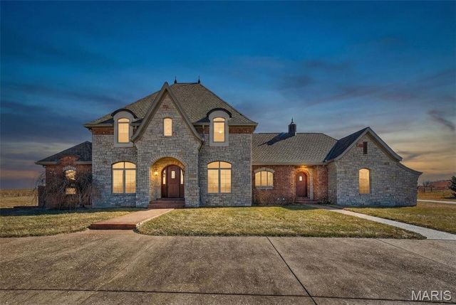 2662 N Hwy 79, Elsberry, MO 63343