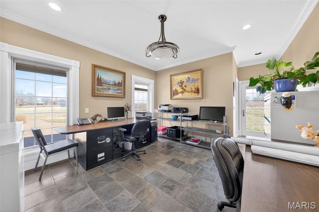 2662 N Hwy 79, Elsberry, MO 63343