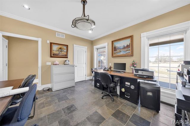 2662 N Hwy 79, Elsberry, MO 63343