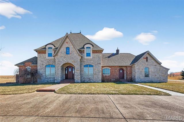 2662 N Hwy 79, Elsberry, MO 63343