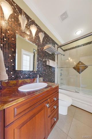 2662 N Hwy 79, Elsberry, MO 63343