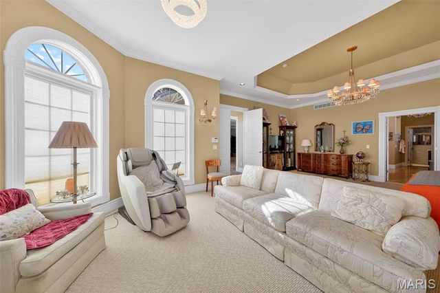 2662 N Hwy 79, Elsberry, MO 63343