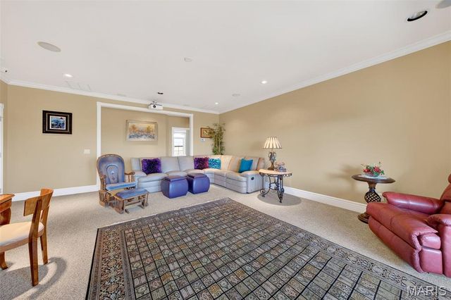 2662 N Hwy 79, Elsberry, MO 63343