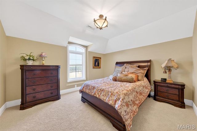 2662 N Hwy 79, Elsberry, MO 63343