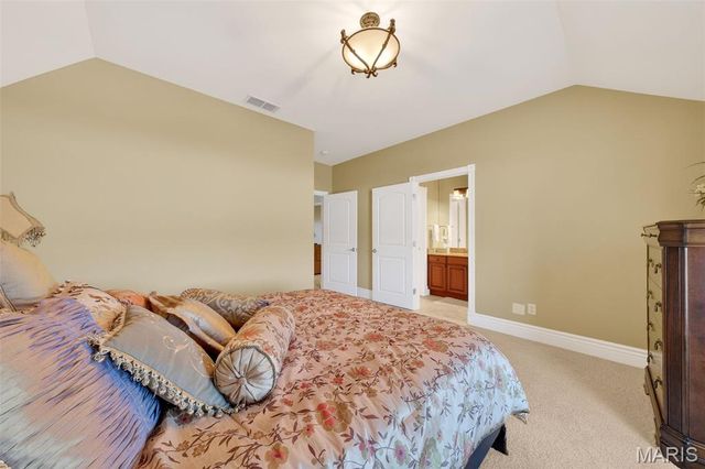 2662 N Hwy 79, Elsberry, MO 63343