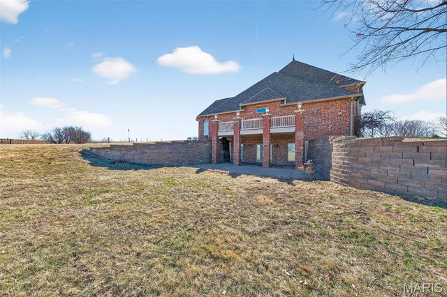 2662 N Hwy 79, Elsberry, MO 63343