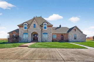 2662 N Hwy 79, Elsberry, MO 63343