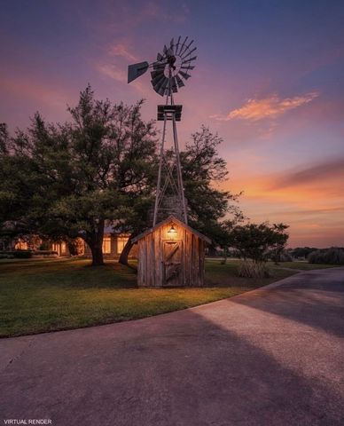 8356 FM 219, Clifton, TX 76634