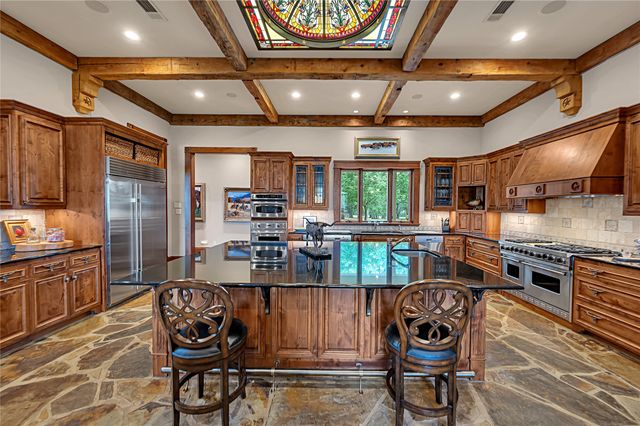 8356 FM 219, Clifton, TX 76634