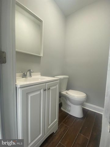 2850 D ST, Philadelphia, PA 19134