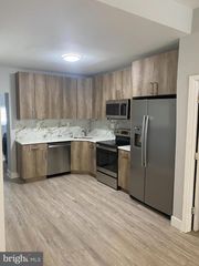 2850 D ST, Philadelphia, PA 19134
