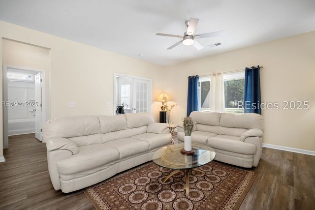 5 Woodland Ct, Bluffton, SC 29910