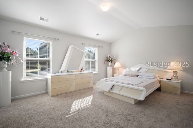 5 Woodland Ct, Bluffton, SC 29910