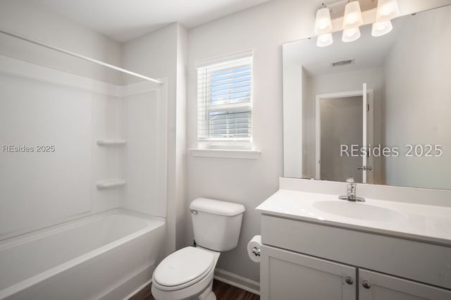 5 Woodland Ct, Bluffton, SC 29910