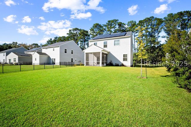 5 Woodland Ct, Bluffton, SC 29910