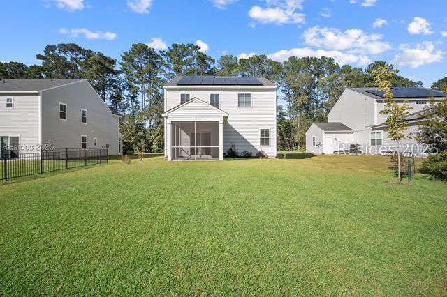 5 Woodland Ct, Bluffton, SC 29910