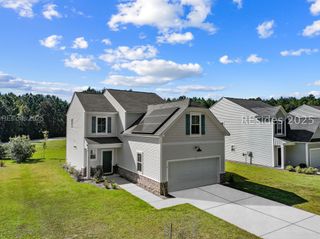 5 Woodland Ct, Bluffton, SC 29910