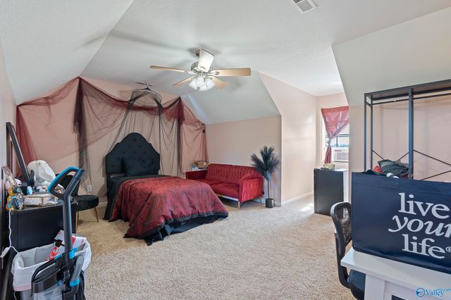 7048 County Road 1763, Arab, AL 35016