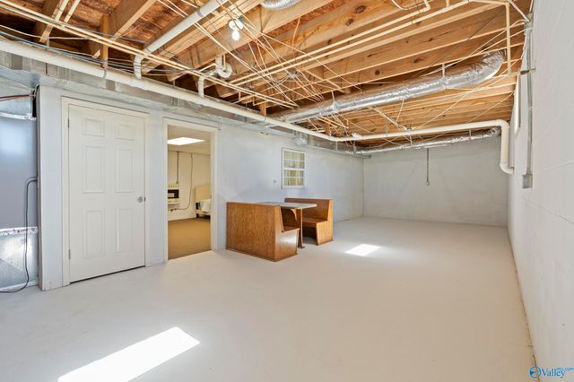 7048 County Road 1763, Arab, AL 35016