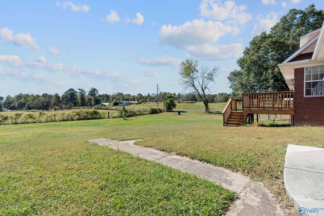 7048 County Road 1763, Arab, AL 35016