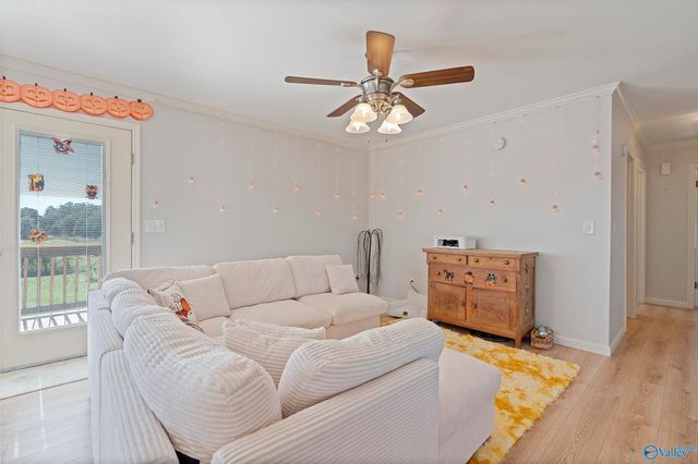 7048 County Road 1763, Arab, AL 35016