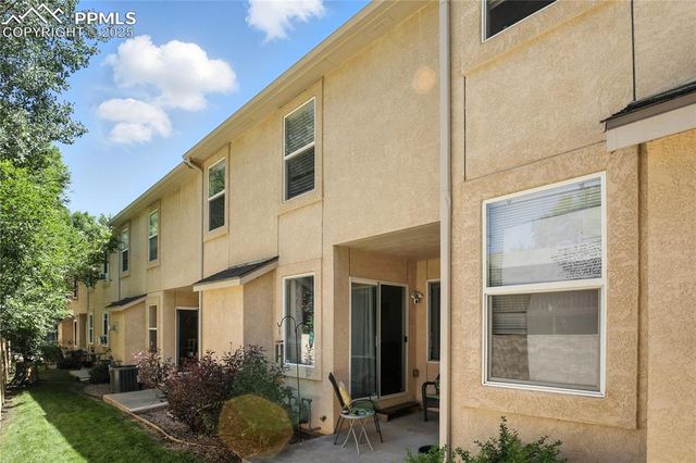 164 Creekside Lane, Colorado Springs, CO 80906