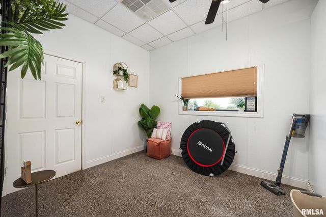 430 W EDGEWOOD Court, Morton, IL 61550