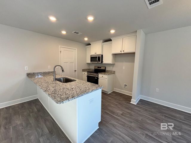 73 Summer Oaks Drive, Daphne, AL 36526