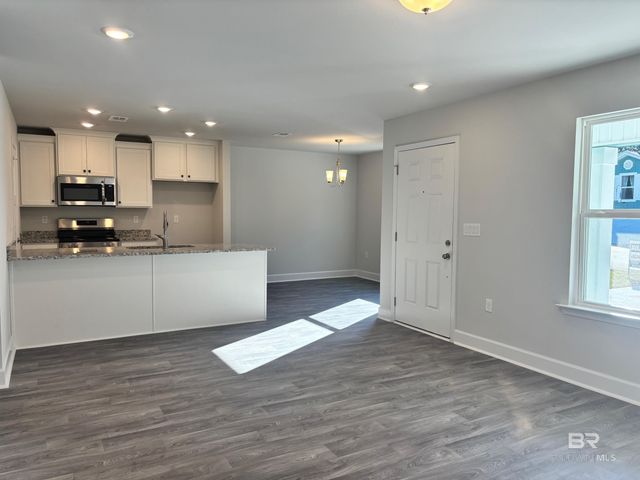 73 Summer Oaks Drive, Daphne, AL 36526